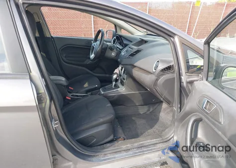 2014 Ford Fiesta Se z USA, uszkodzony, nr VIN 3FADP4BJ2EM199833